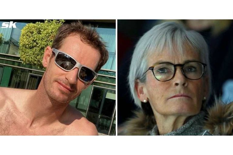 Andy Murray (L) and Judy Murray