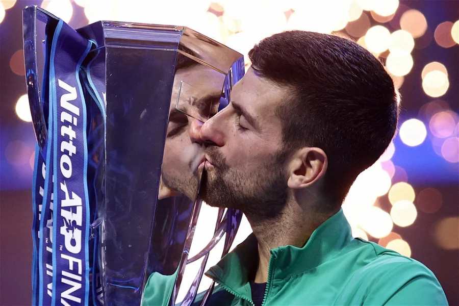 Novak Djokovic Sits