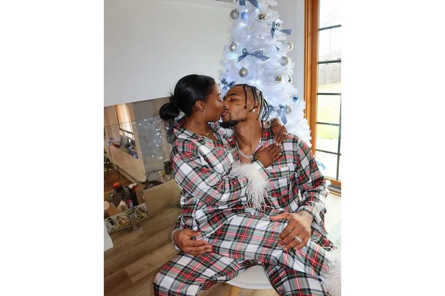 Simone Biles kissed husband