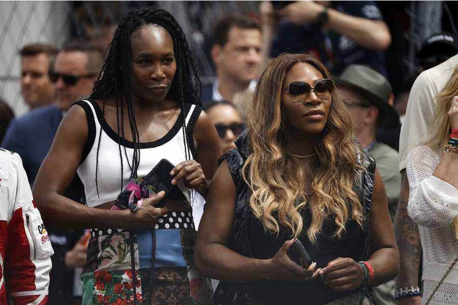 Venus Williams and Serena Williams
