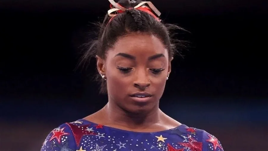 “Simone Biles’ Fans Moved to Tears by Powerade Ad, Reliving Past ...