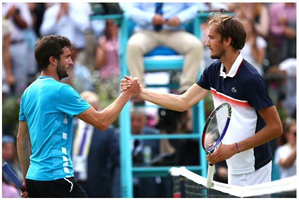 Gilles Simon