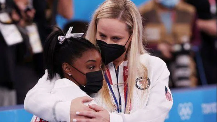 “Is Simone Biles Nearing Gymnastics Retirement? Coach Cecile Landi’s