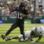 GAME-DAY-BLOG-Hawaii-dominates-Utah-State-late-in-44-26.jpg