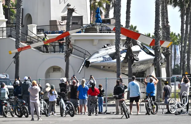 Helicopter-wreckage-removed-from-Huntington-Beach-crash-site-–-Orange.jpg